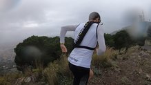 ARCH MAX Quiver Bag: Movimiento para introducir los palos