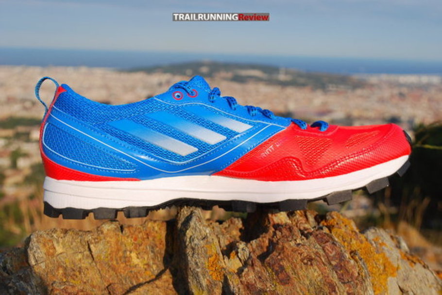 >Adidas Adizero XT 4