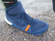 La aparatosa lengüeta-polaina de las Adidas Supernova Riot.
