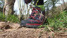 Altra Lone Peak 3.5: La mediasuela y la construccin robusta nos permitir correr con ellas medias / largas distancias. 