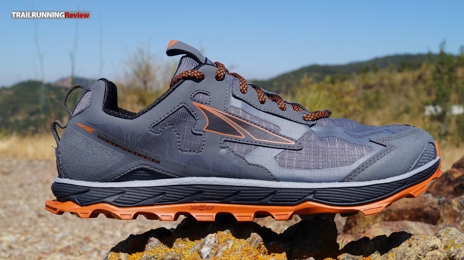 >Altra Lone Peak 4.5