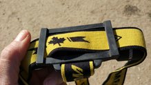 Armytek Wizard Magnet USB acople hueco para que se amolde fácil a la frente y no sudemos por el contacto con el plástico