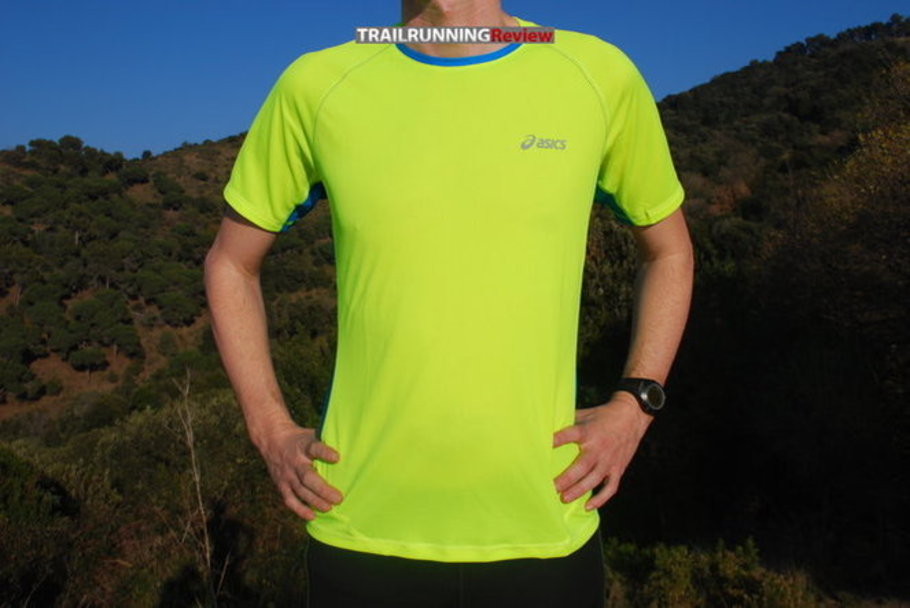 >Asics Fuji Light Top
