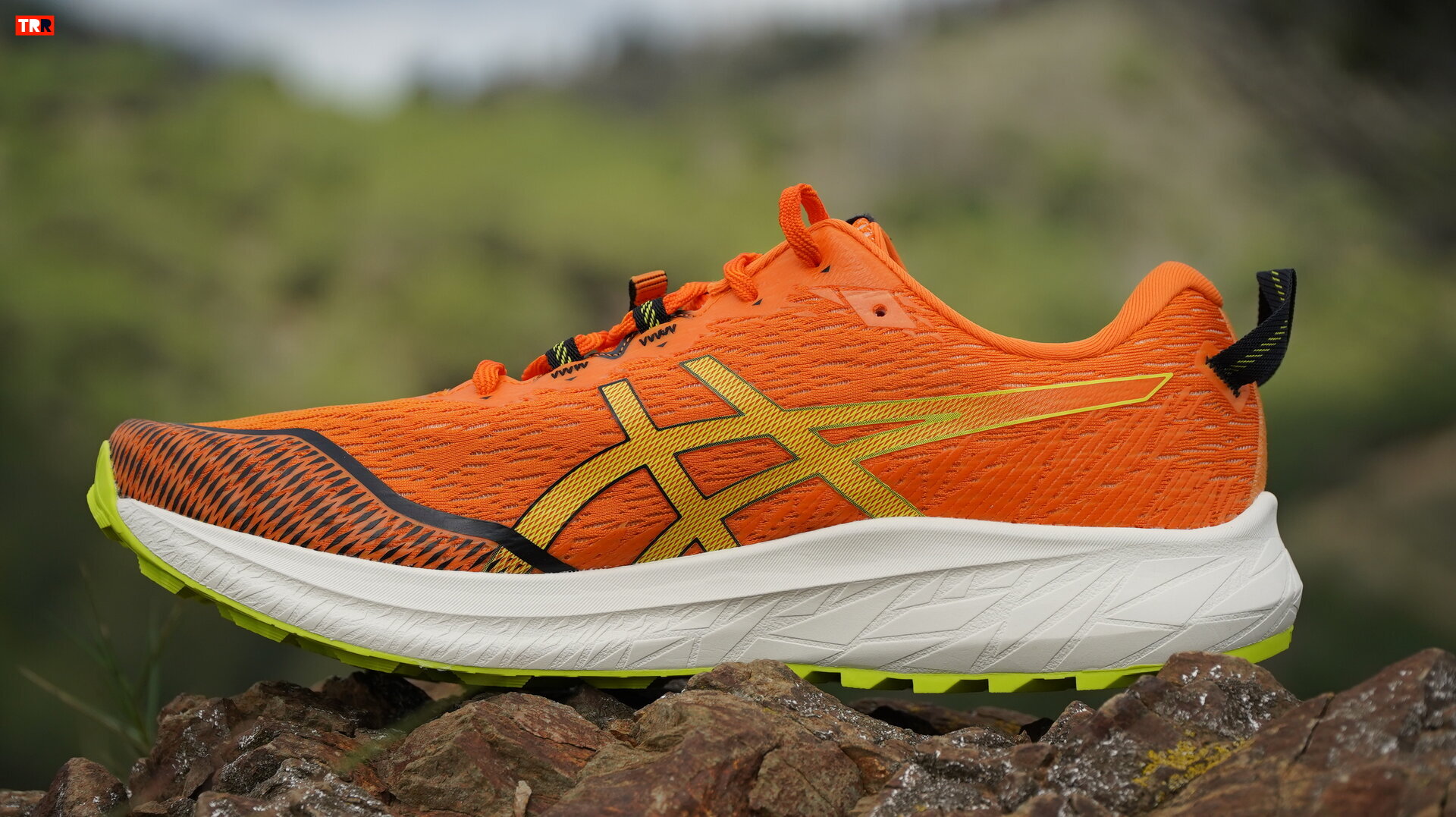 Asics Fuji Lite 4 - TRAILRUNNINGReview.com