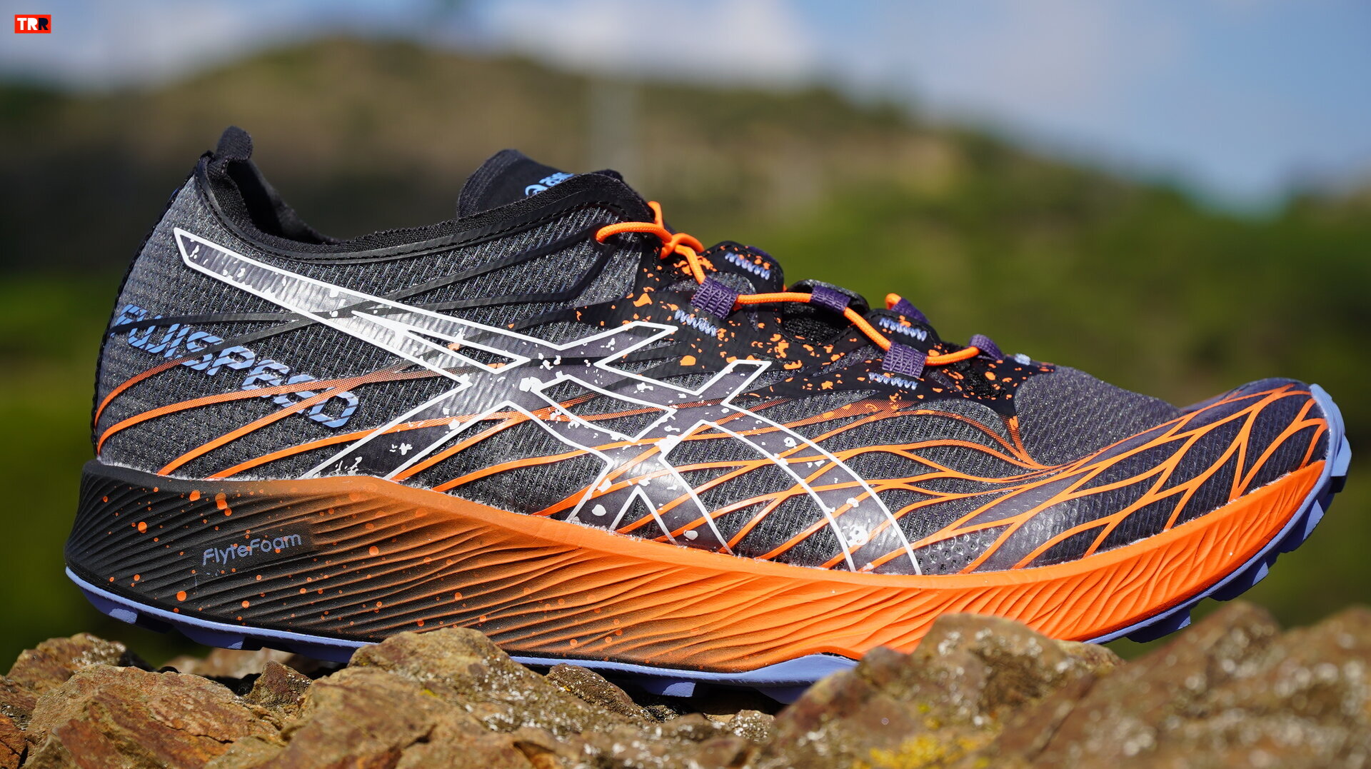 Asics FujiSpeed TRAILRUNNINGReview.com