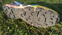 Asics FujiTrabuco Sky con AsicsGrip es una garanta