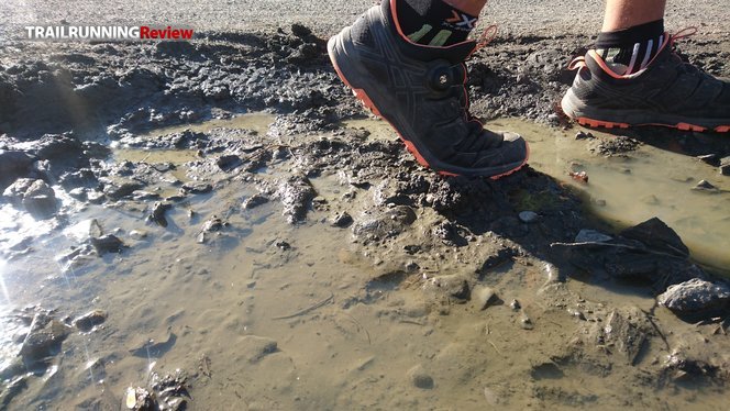 Asics Gel Fuji Rado TRAILRUNNINGReview