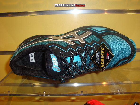 Asics setsu deals