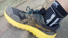 Asics Gel Trabuco 11, detalle del pasador para los cordones.