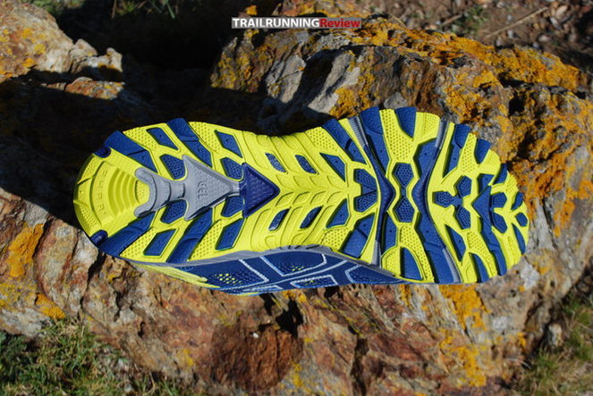 La asics upterra hotsell