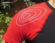 El tejido que conforma la camiseta BV Sport Haut Technique SKAEL es suave pero resistente.