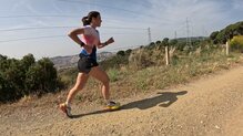 Ideal para correr en terrenos rodadores.