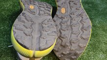 Brooks Cascadia 20, suela en condiciones.