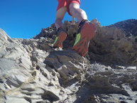 Brooks Mazama: Agarre en rocas del Cap de Creus.