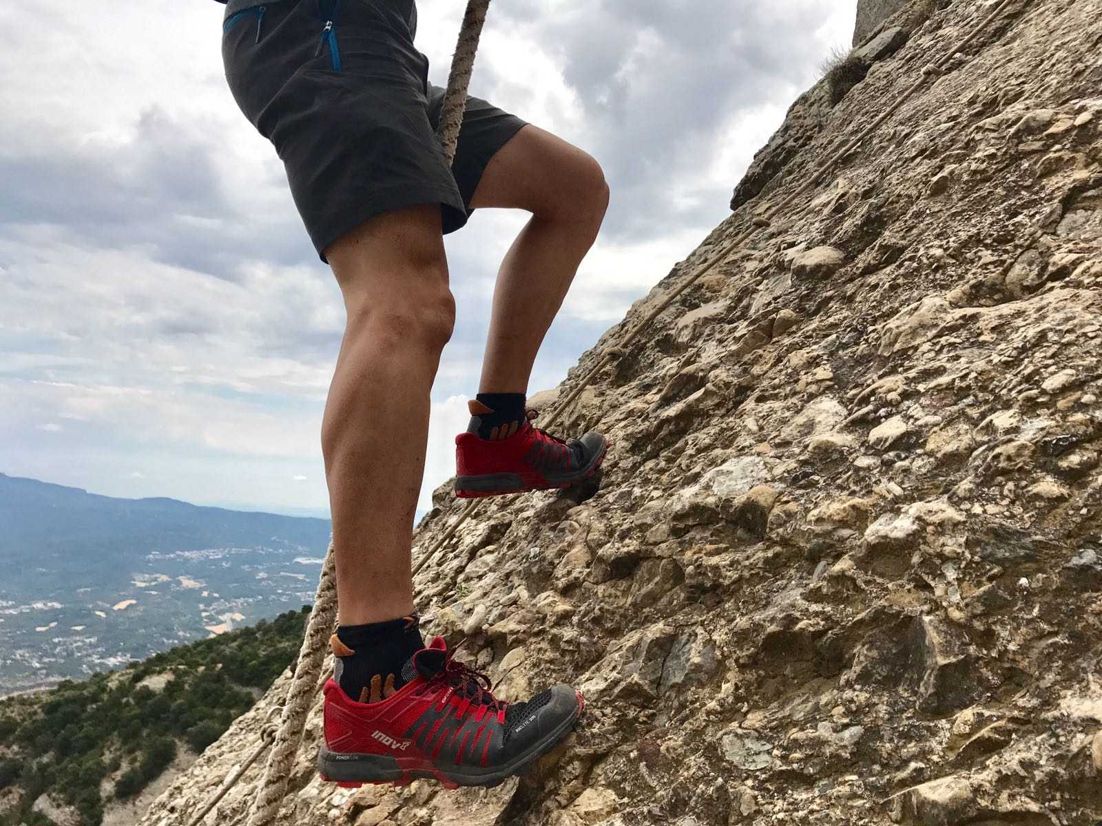 Inov-8 Roclite 305