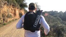 Camelbak Apex Pro, con carcaj de serie.