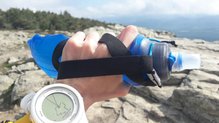 Camelbak Nano Handheld: las cintas cruzadas estn para que las uses como mejor te vayan