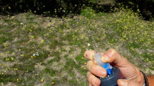 Camelbak Nano Handheld: puedes beber sin chupar la boquilla, pero necesitars las dos manos