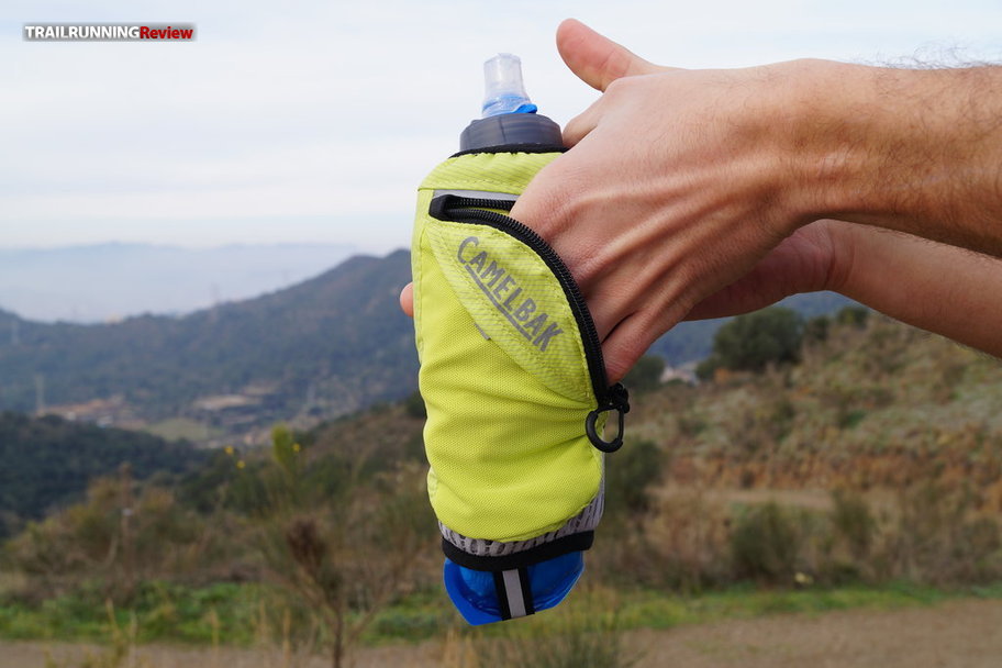camelbak ultra handheld chill