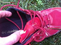 Columbia Ventfreak OutDry: unin al upper y cinta para pasar los cordones