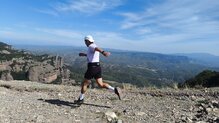 Compressport Free Belt Pro 2.0, acceso fácil a la carga.