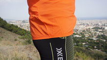 Compressport Hurricane Jacket v2