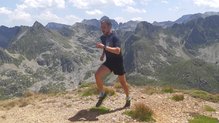 Compressport Trail Postural SS Top, patrón ergonómico.