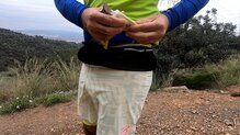 La capa superior es donde tenemos incluidos los bolsillos que hacen el 2 in 1 del nombre de estos pantalones