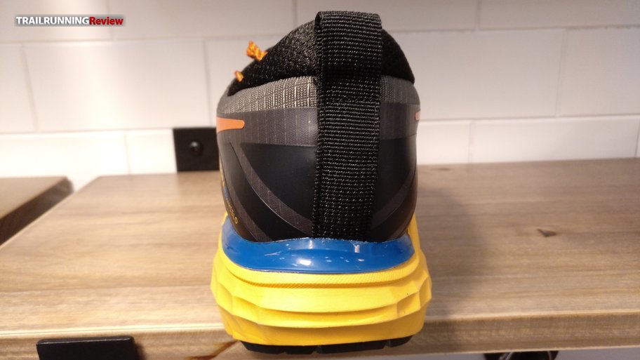 diadora blushield d5000