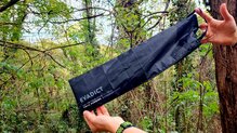 Evadict Bastones Trail Running Carbono: Incluye una bolsa de transporte que permite meter los bastones con total comodidad