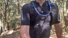 La Mochila Evadict 5L tiene dos sistemas de hidratación.