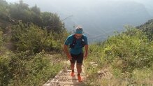 La mayoría de los bolsillos son accesibles en carrera.