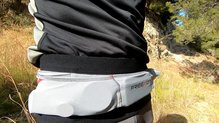 Podemos onservar lo bien que ciñe al cuerpo el Freexion X-Pert Belt.