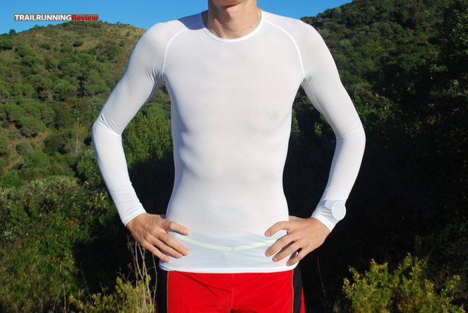 Gore running wear essential online