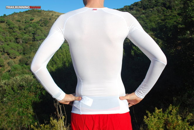 Gore Wear Essential Base Layer - TRAILRUNNINGReview.com