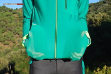 Gore Running Wear X-Run Ultra Windstopper Soft Shell Light Jacket