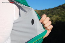 Gore Running Wear X-Run Ultra Windstopper Soft Shell Light Jacket