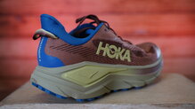 Hoka Challenger 8