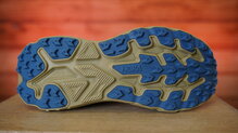 Hoka Challenger 8