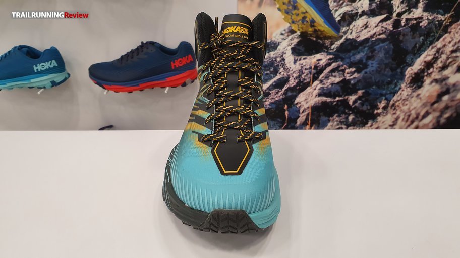 hoka one one speedgoat mid 2