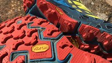 Prominencia de los tacos de las Hoka One One Speedgoat 2 bastante pronunciados