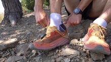 Las Hoka Speedgoat 6 no tienen sistema guarda-cordones