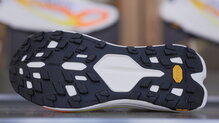 Hoka Tecton X 4