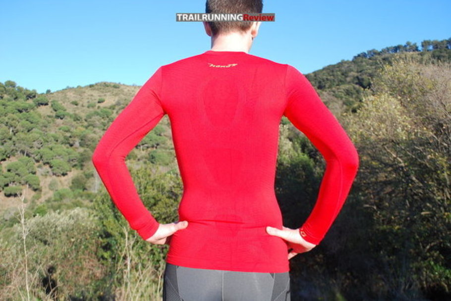 camiseta termica hoko