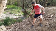 Inov8 TerraUltra G270 en zona de tierra 