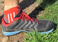 Las Inov-8 X-Claw 275 presentan unos acabados correctos pero sin florituras innecesarias.