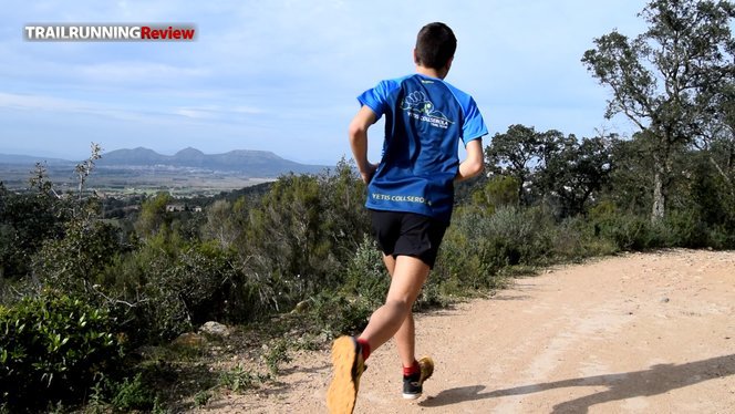 Joma Olimpo 3 - TRAILRUNNINGReview.com