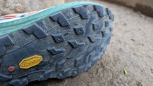 La suela Vibra Megagrip Litebase es excelente en cuanto a durabilidad.