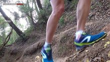 Comprobando la suela de estas Kalenji Kiprun Trail XT6 en diferentes terrenos