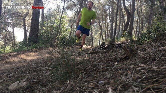 La Sportiva Akyra - TRAILRUNNINGReview.com